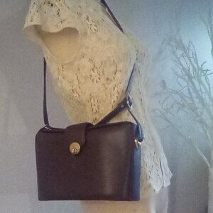 VTG Cosette And Frenchy Of California Leather Box Like Bags.